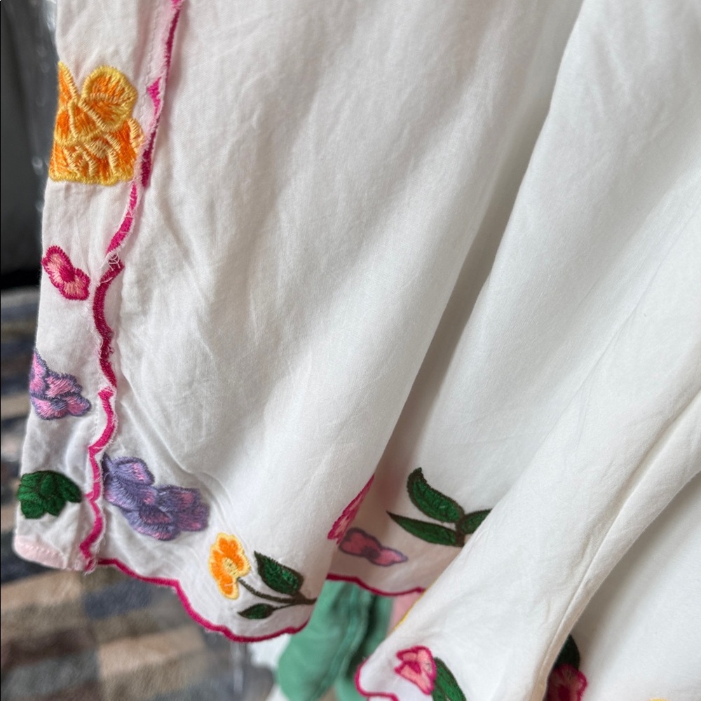 Floral Embroidered Romper - Picture 8 of 8